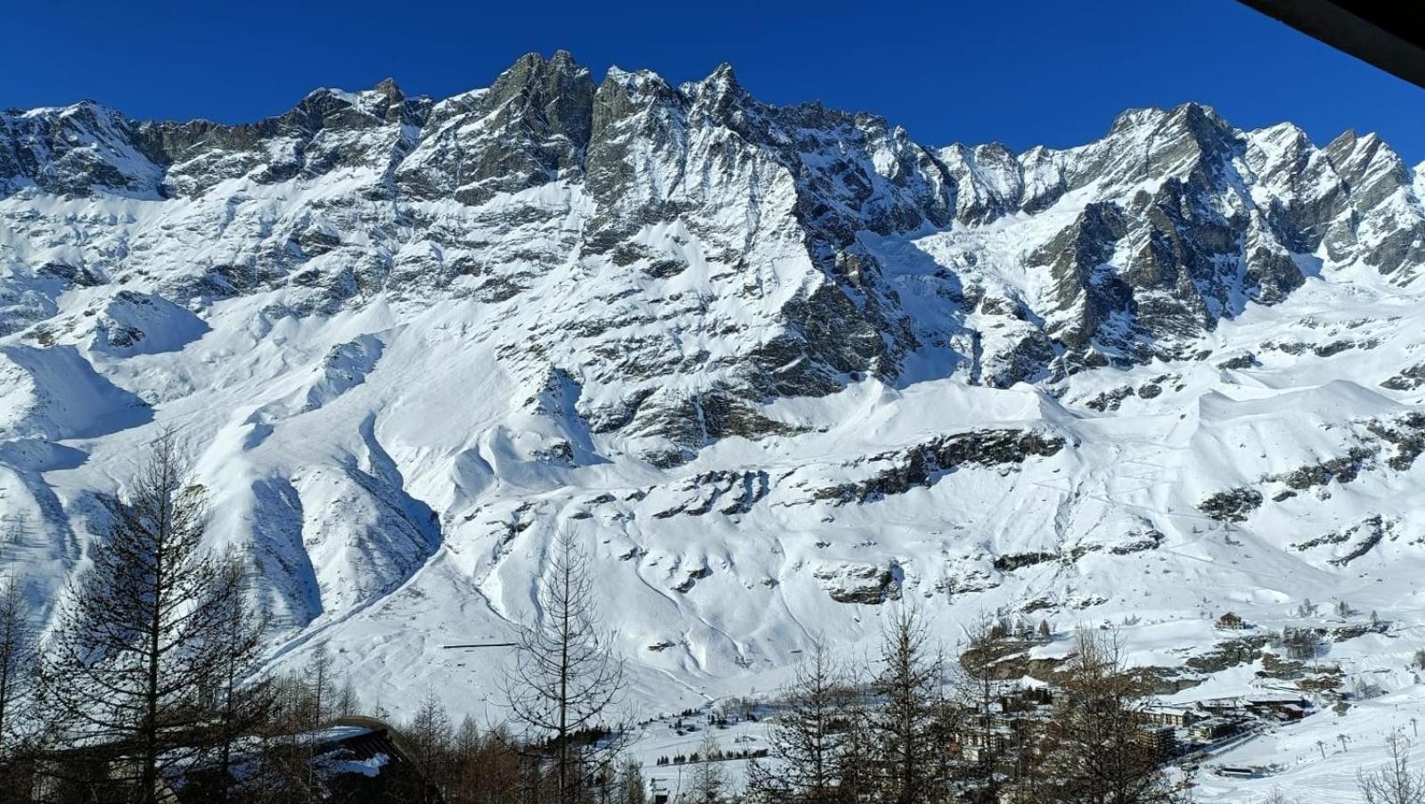 Panorama Chalet A La Grand'Ourse Di Cervinia Cir Vda Valtournenche 0198 Breuil-Cervinia Bagian luar foto