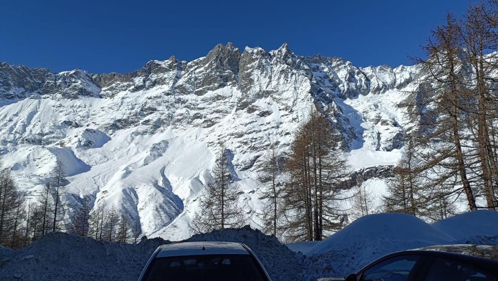 Panorama Chalet A La Grand'Ourse Di Cervinia Cir Vda Valtournenche 0198 Breuil-Cervinia Bagian luar foto
